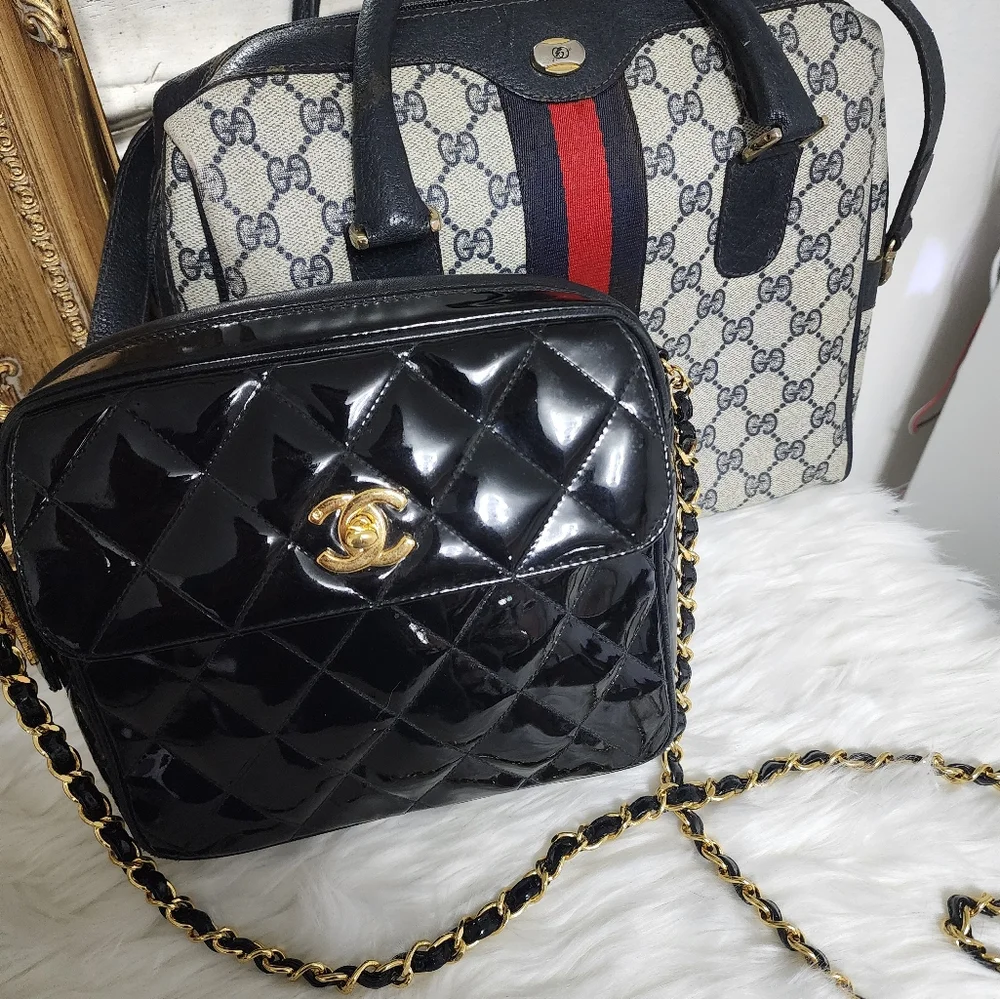 Chanel Black Quilted Leather Bag - Picture 7 of 16